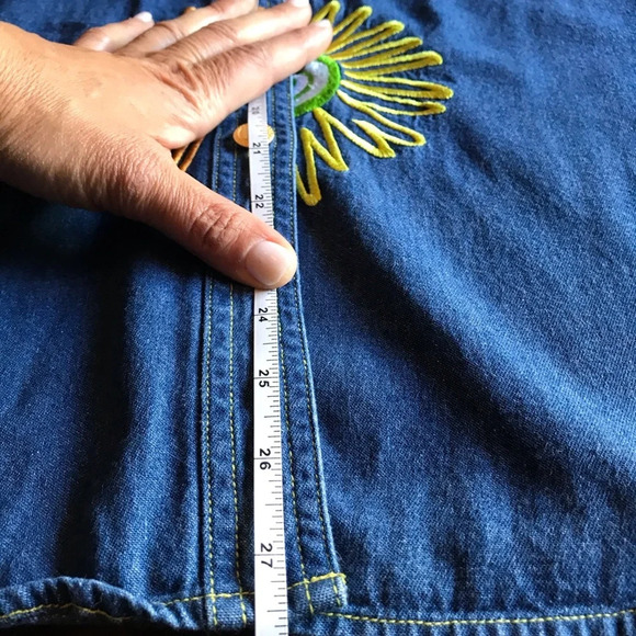 Bob Amalie T-shirt Sz medium - Picture 6 of 8